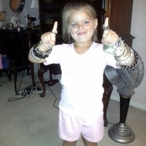 Meet your Posher, Janis